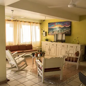 Esperanza Отель